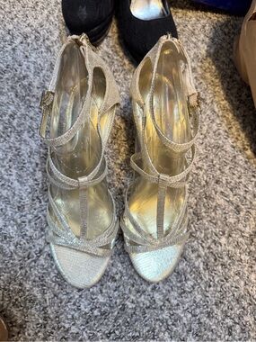 Gold High Heels size 8.5